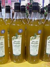 Huile D Olive De Provence Aoc Wikipedia Huile D Olive Olives Huile