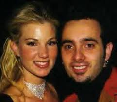 Chris's (Not So) Main Squeeze-Danielle Raabe