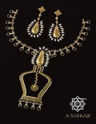 Dhibri There Was A Wiry Bespectacled Muri Wallah Outside School Everyday Ther Gold Necklace Indian Bridal Jewelry Indian Jewelry Earrings Jewelry Collection