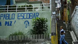 L'argent a été envoyé pour une réception en espèces. Pablo Escobar De L Argent Cache Dans Un Mur Trouve Dans La Maison D Un Baron De La Drogue Bbc News Afrique
