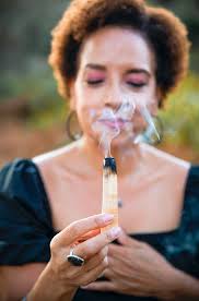 Tracy Neely's Instagram, Twitter & Facebook