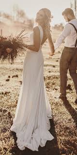 33 Rustic Wedding Dresses For Inspiration Wedding Forward In 2020 Wedding Dresses Simple Wedding Dress Trends Rustic Wedding Dresses
