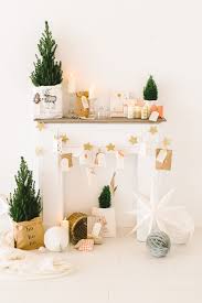 Die Adventszeit Kann Kommen Mit Diesem Schonen Adventskalender Am Kamin Adventkalender Weihnachten In Den Bergen Weihnachten