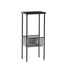Une console noire va habiller votre entrée ou votre couloir et vous permettre d'avoir un endroit où et pourquoi ne pas utiliser votre console noire en guise de table dans une petite cuisine ou en guise de. Petite Console Metal Noir Design Hubsch Sur Cdc Design
