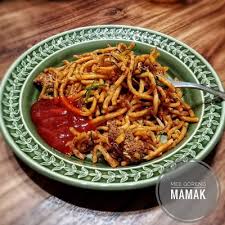 Nak mee goreng basah, lebihkan kuah masa masak. Mee Goreng Mamak Kak Sab Yang Sangat Sedap