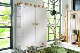 Kura bett umgedreht wird es zum hochbett ganz flexibel ikea osterreich. Infanskids Ritterburg Kinderzimmer Kiefer Mobel Letz Ihr Online Shop