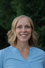 Exploring Life & Business with Amy Olson of Peaceful Birth Midwifery