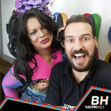 Rafinha e titia Kayete já estão esperando por você para o #AloBH! Aumente o  som e venha com a gente!
