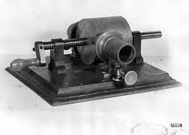His master's voice (hmv) was the unofficial name of a major british record label created in 1901 by the gramophone co. The Evolution Of Music Players Timeline Timetoast Timelines