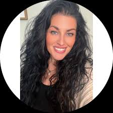 Has anyone shop at the Nike Clarence store? Is it worth the visit?