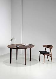 Sleek and striking from every angle, the merlin extending dining table and 6 dining chairs set is the perfect dining set for your contemporary. Sibast No 3 Table 120 Cm Extendable Finnish Design Shop