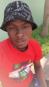 Small rich man we go turn 😂😂