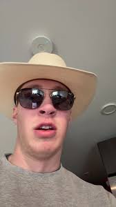 Whens Luke Combs Song Sleepless Night in Hotel Room