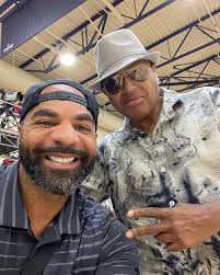 I told Carlos Boozer I would watch his Twins play and let him know what I  thought. The verdict is in “They are Pretty Pretty Good”