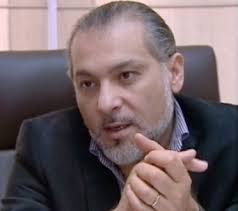 أخرج حاتم علي عددًا كبيرًا من المسلسلات المصرية المميزة لعل أبرزها مسلسل أهو دا اللى صار، الذي. Ø§Ù„Ù…Ø®Ø±Ø¬ Ø­Ø§ØªÙ… Ø¹Ù„ÙŠ ÙŠØ­ÙˆÙ„ Ø±ÙˆØ§ÙŠØ© Ø±ØºÙ… Ø§Ù„ÙØ±Ø§Ù‚ Ø¥Ù„Ù‰ Ù…Ø³Ù„Ø³Ù„ ØªÙ„ÙØ²ÙŠÙˆÙ†ÙŠ Ø¨ÙˆØ§Ø¨Ø© Ø§Ù„Ø´Ø±ÙˆÙ‚ Ù†Ø³Ø®Ø© Ø§Ù„Ù…ÙˆØ¨Ø§ÙŠÙ„