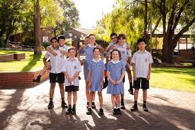 Teacher Librarian Ms Jan Pocock chose to challenge her Year 3/4 Extension  students in Term 1 with a reworking of Lewis Carroll's famously fun poem  The Jabberwocky. Visit the link in our