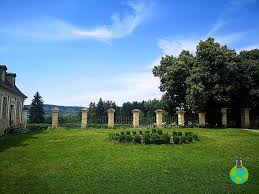 Brukenthal museum is the first museum opened in romania in the late 18th century. Palatul Brukenthal De La Avrig O RuinÄƒ Costisitoare Anapedia Travel