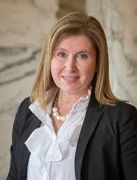 Kimberley Roy's Instagram, Twitter & Facebook