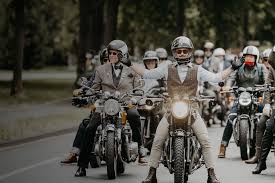 Andrew Valk | The Distinguished Gentleman's Ride