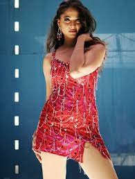Anushka setty ever hot video song scene stills. Best 50 Photos Of Sexy Anushka Shetty In Red Hot Dress
