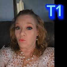 Can someone tell me what's going on😨 I don't know anything about this did  I missed something 💀😵‍💫 straykids