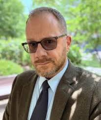 William Breeze's Instagram, Twitter & Facebook