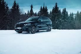 While the m5's interior is still not as opulent as those of some rivals, it receives. Schwarz Auf Weiss Bmw X5 G05 Mit Shadow Line Im Schnee