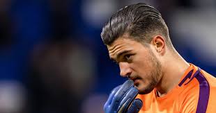 El joven portero kosovar arijanet muric apuntó este martes, en su presentación como nuevo futbolista del girona en calidad de cedido por el manchester city, que llega a montilivi para jugar. Muric Tregon Pse Iu Bashkua Klubit Spanjoll Girona Insporti