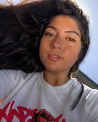 Mary Deleon's Instagram, Twitter & Facebook