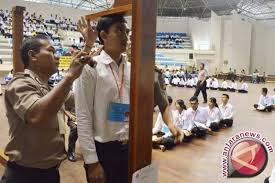 Batas umur masuk bintara ti dan bintara musik : Persyaratan Masuk Akpol Terkait Nilai Un Diharapkan Dikaji Antara News Palu Sulawesi Tengah Antara News Palu Sulawesi Tengah Berita Terkini Sulawesi Tengah