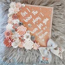 Find images of graduation hat. 44 Best Graduation Cap Ideas We Re Obsessing Over By Sophia Lee