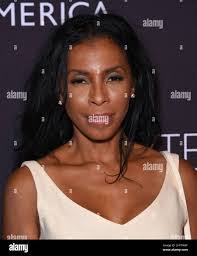 Kandi Alexander's Instagram, Twitter & Facebook