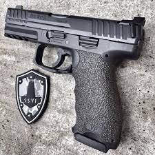 Larry Vickers Personal Modified Hk Vp9 Find Our Speedloader Now Http Www Amazon Com Shops Raeind Hand Guns Pistol Guns