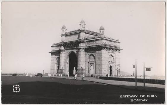 File:Vintage Postcard of Gateway of India.jpg - Wikipedia