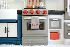 The other step2 ambassadors and i teamed up with step2 to give one reader their own grand luxe kitchen. Step2 Grand Luxe Kitchen Archives Hello Splendid