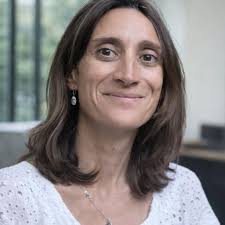 La fibre pour toutes et tous en Bretagne, jusque sur nos îles. Oublier nos  îliens, ce serait un peu oublier la Bretagne elle-même. Notre identité  vient de la terre et de la