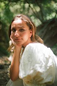 Alyssa Soares's Instagram, Twitter & Facebook