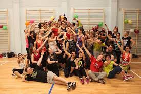 Swing broadened to be performed to new types of music like country, rhythm and blues, and rock'n'roll. Swing Dance Studio Home Facebook