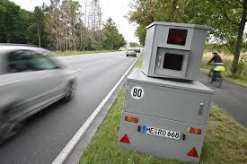 Aktuell Steht Dana Am Heinz Nixdorf Ring Dort Gibt Es Noch Keine Auswertung Der Messergebnisse Allerdings Hat Schon Ein Un In 2020 Fahrer Kreis Paderborn Blitzerfoto