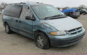 1997 dodge grand caravan se van in wichita ks item g8490 sold purple wave 1997 dodge grand caravan se van in