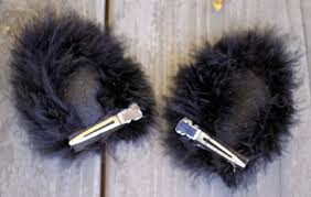 Make diy cat ears headband for costume, halloween, or cosplay! Do It Yourself Divas Diy Black Cat Costume