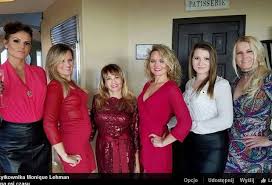 Telewizja tvn wyemituje 13 lutego pierwszy odcinek trzeciego sezonu programu „żony hollywood. Zony Hollywood Wracaja A W Nich Corka Papcia Chmiela Ma Bardzo Ciekawy Zawod I Swietne Zdjecia