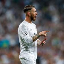 Niente tagli corti o capelli troppo lisci. Sergio Ramos Haircut 2016
