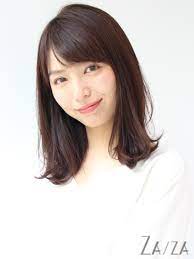 小顔の秘訣は髪型にあり 40代女性のための ミディアム ヘアカタログ folk ミディアムロングのヘアスタイル ヘアスタイル 髪 ミディアム