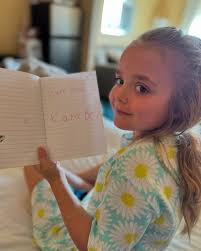 Who doesn't love a monthly random photo dump? ☀️🙌🏽 🐶 🌸