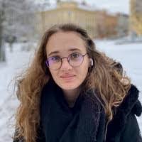 Danielle Russ's Instagram, Twitter & Facebook