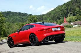The changes include slimmer headlight clusters with integrated j daytime running lights. Jaguar F Type Jaguar F Type R Coupe 2014 Im Test