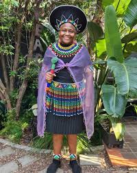 Mzansi unites and donates funds to mam'Nandi – Y