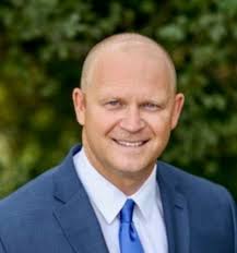 Scott Welsh's Instagram, Twitter & Facebook