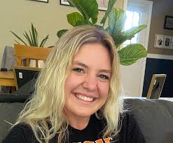 September 2023: Black and Gold